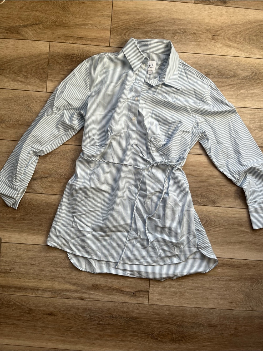 GAP Maternity Light Blue and White Striped Women's Button-Down Tunic